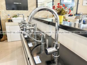 Vòi rửa bát VIGLACERA VG731/VSD7031 .