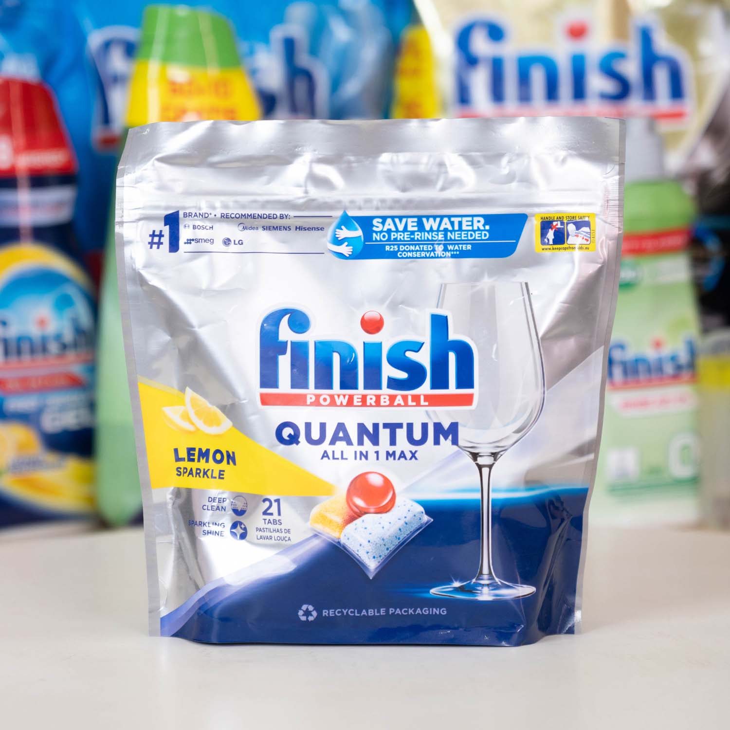 Viên rửa bát FINISH Quantum All in 1 max túi 21 viên hương chanh 5 Hinh anh thuc te Vien rua bat FINISH Quantum All in 1 max tui 21 vien huong chanh 1